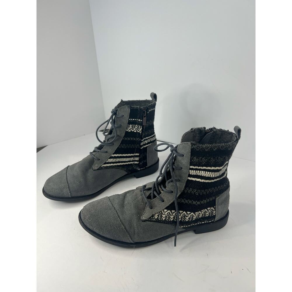 TOMS Gray Suede Alpa Castlerock w/ Aztec Accents Lace Up Zip Up Ankle Boots‎ 8